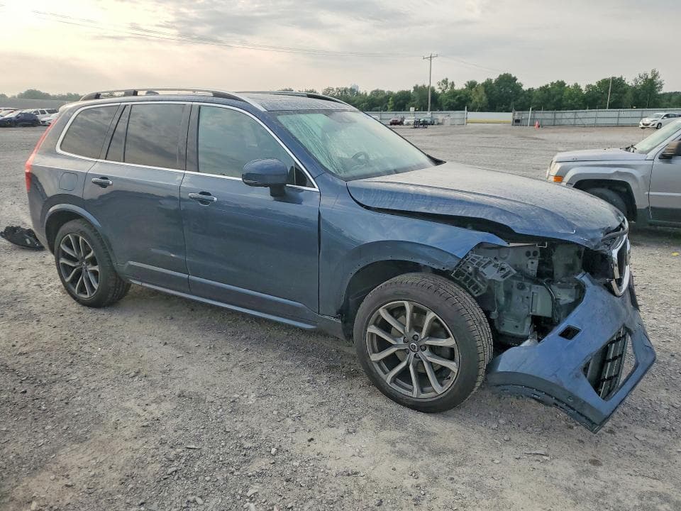 2018 VOLVO XC90 T5 4
