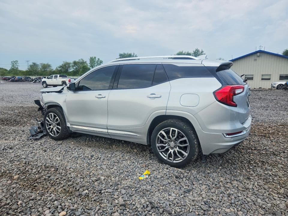 2022 GMC TERRAIN DENALI 2