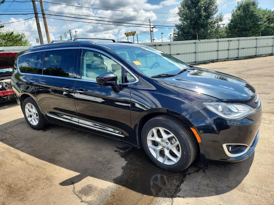 2020 CHRYSLER PACIFICA TOURING L PLUS 4