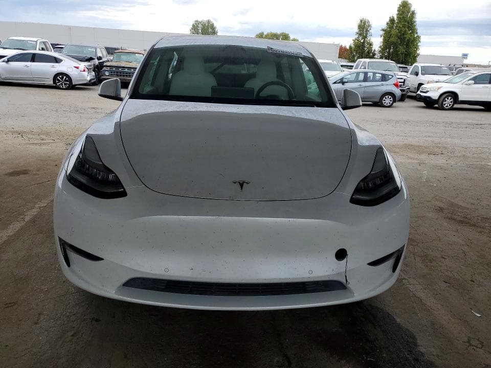 2022 TESLA MODEL Y 5