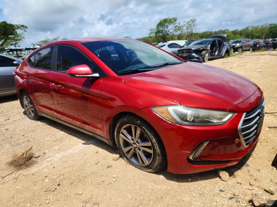 2017 HYUNDAI ELANTRA SE 4