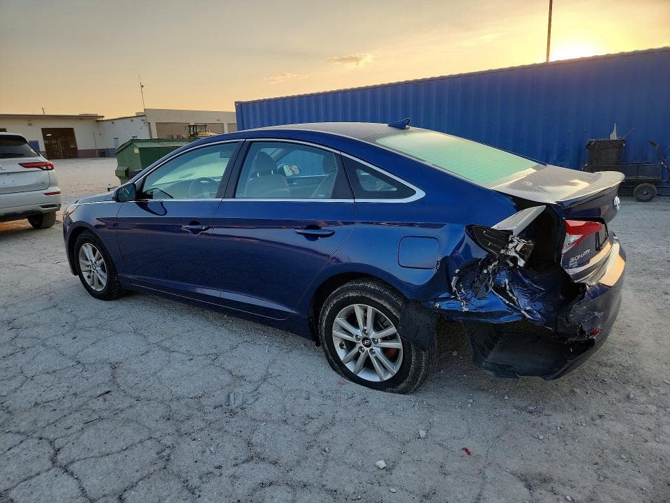 2017 HYUNDAI SONATA SE 2