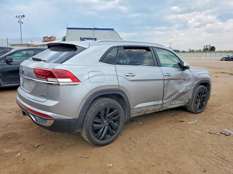 2022 VOLKSWAGEN ATLAS CROSS SPORT SE 3