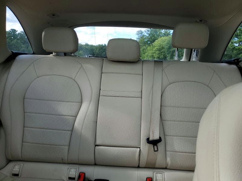 2017 MERCEDES-BENZ GLC 300 4MATIC 10