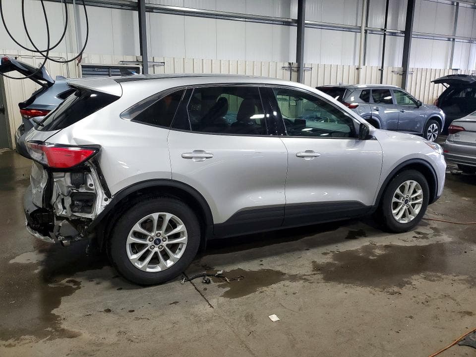 2020 FORD ESCAPE SE 3