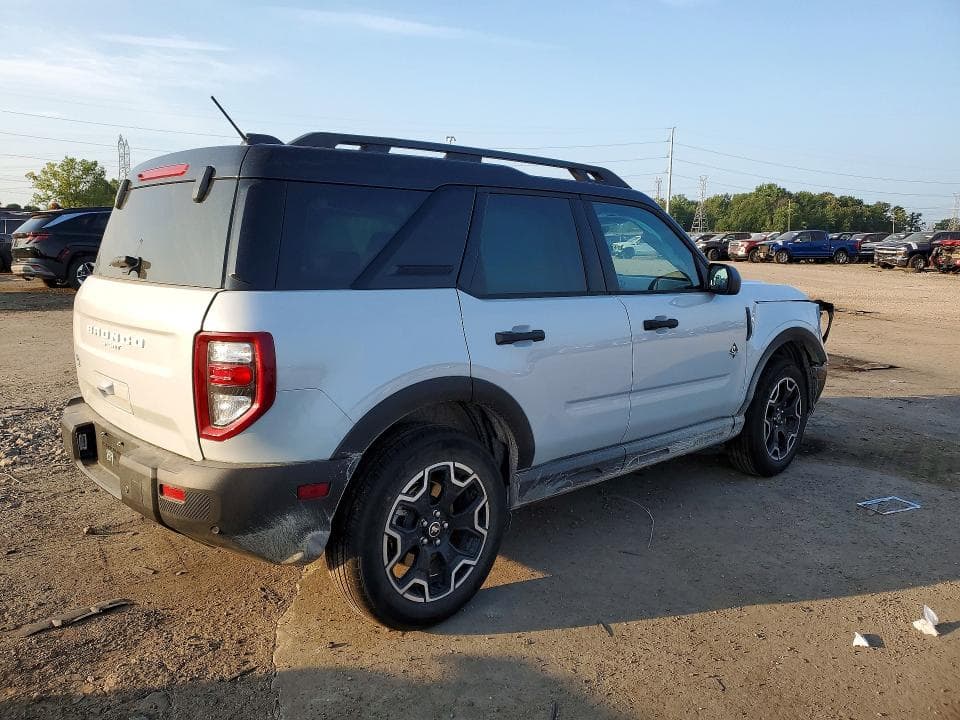 2026 FORD BRONCO SPORT OUTER BANKS 3