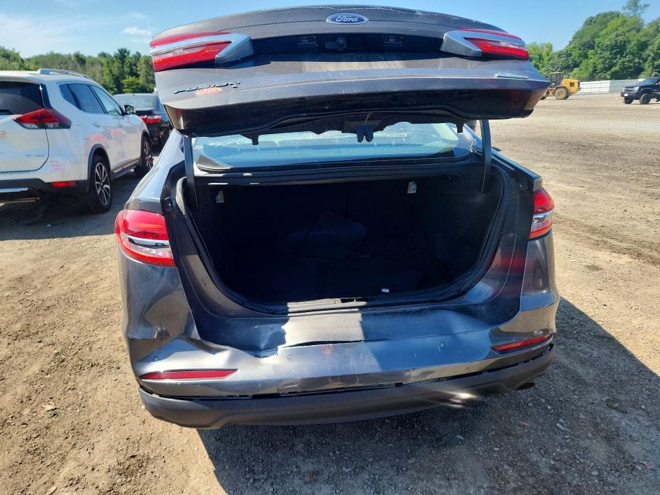 2020 FORD FUSION SE 6