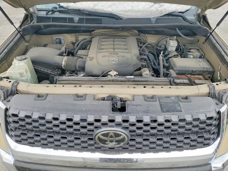 2019 TOYOTA TUNDRA SR5 11