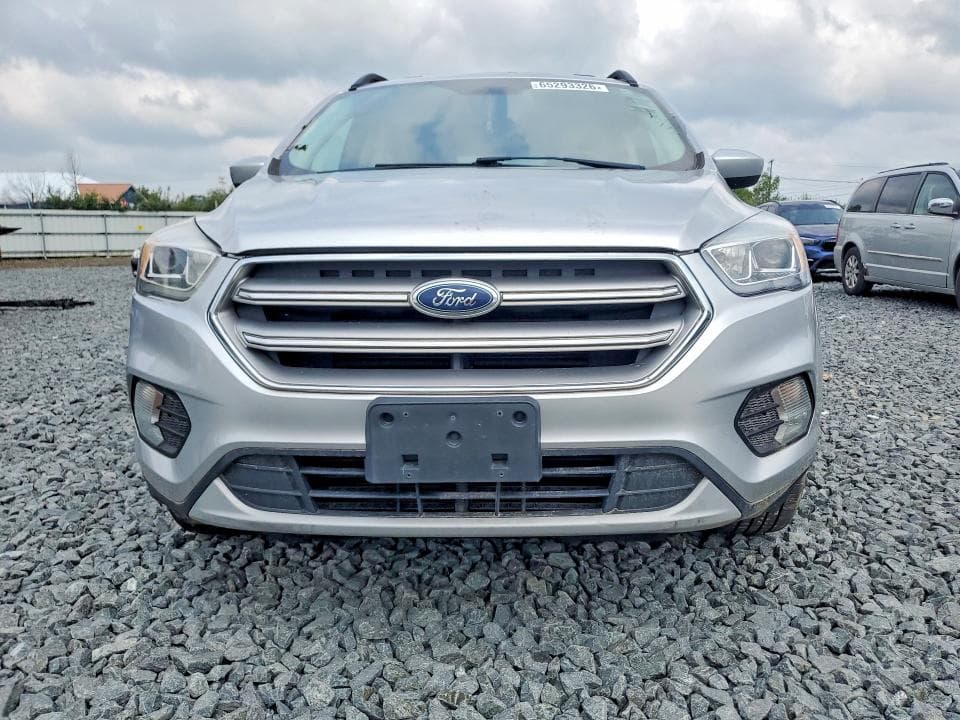 2017 FORD ESCAPE SE 5