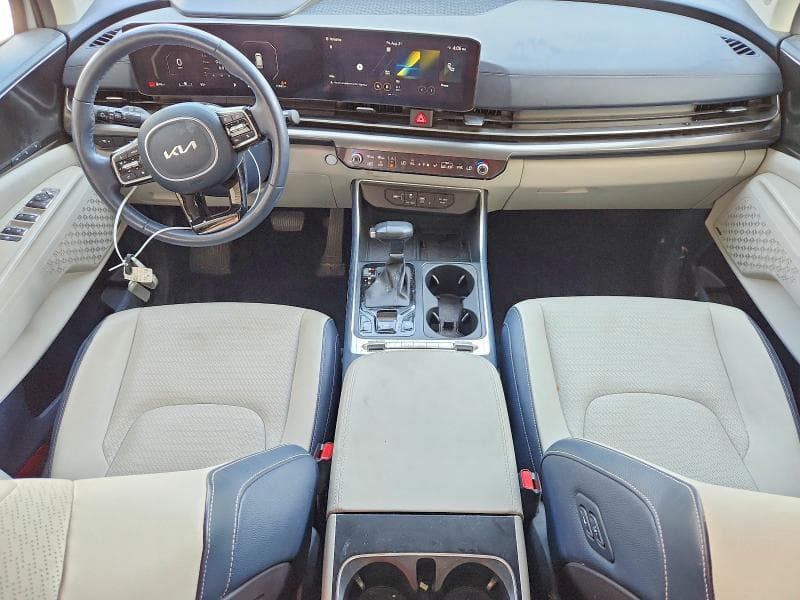 2025 KIA CARNIVAL SX PRESTIGE 8
