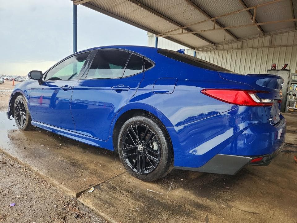 2025 TOYOTA CAMRY SE 2