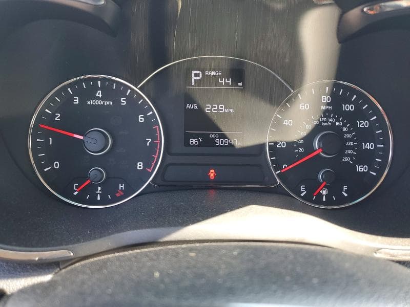 2017 KIA FORTE LX 9