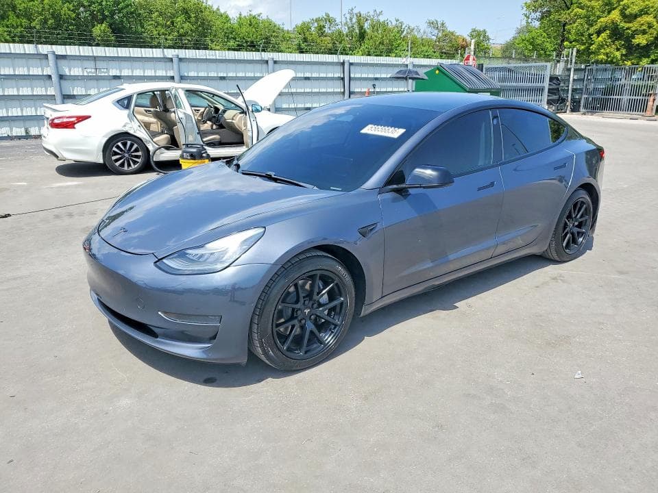 2021 TESLA MODEL 3 - 1
