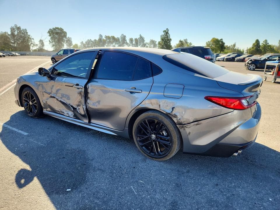 2025 TOYOTA CAMRY SE 2