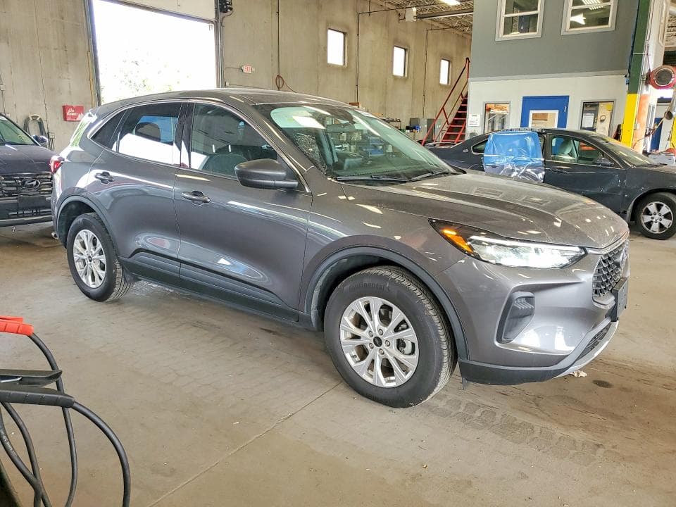 2023 FORD ESCAPE ACTIVE 4
