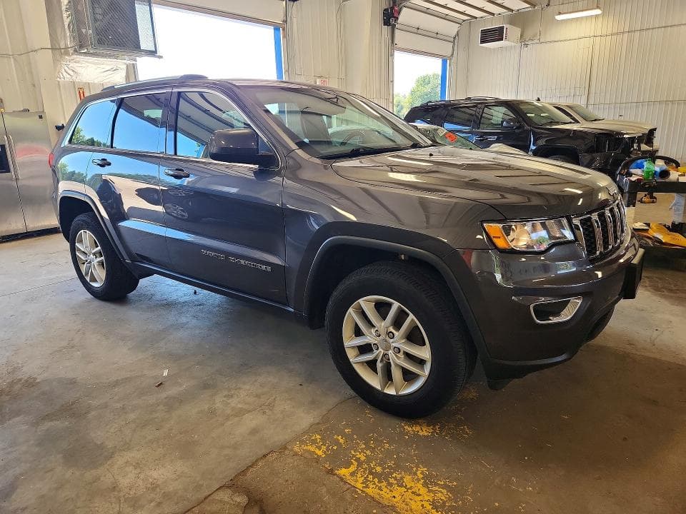 2018 JEEP GRAND CHEROKEE LAREDO 4
