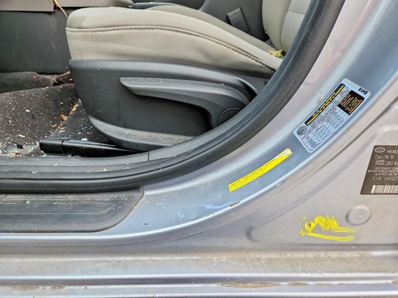 2017 HYUNDAI ELANTRA SE 12