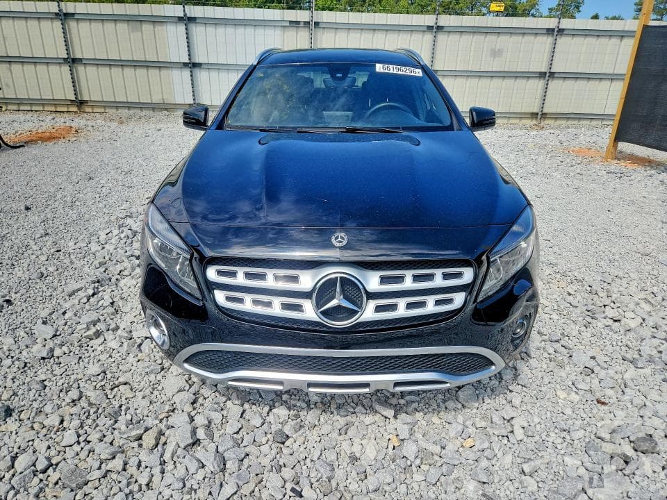 2018 MERCEDES-BENZ GLA 250 5