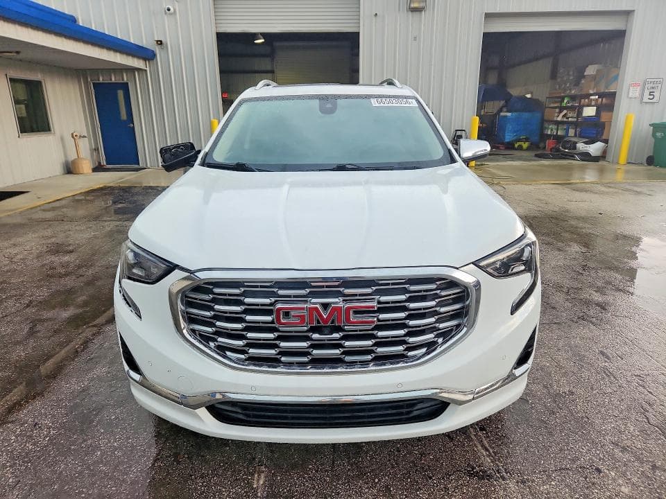 2018 GMC TERRAIN DENALI 5
