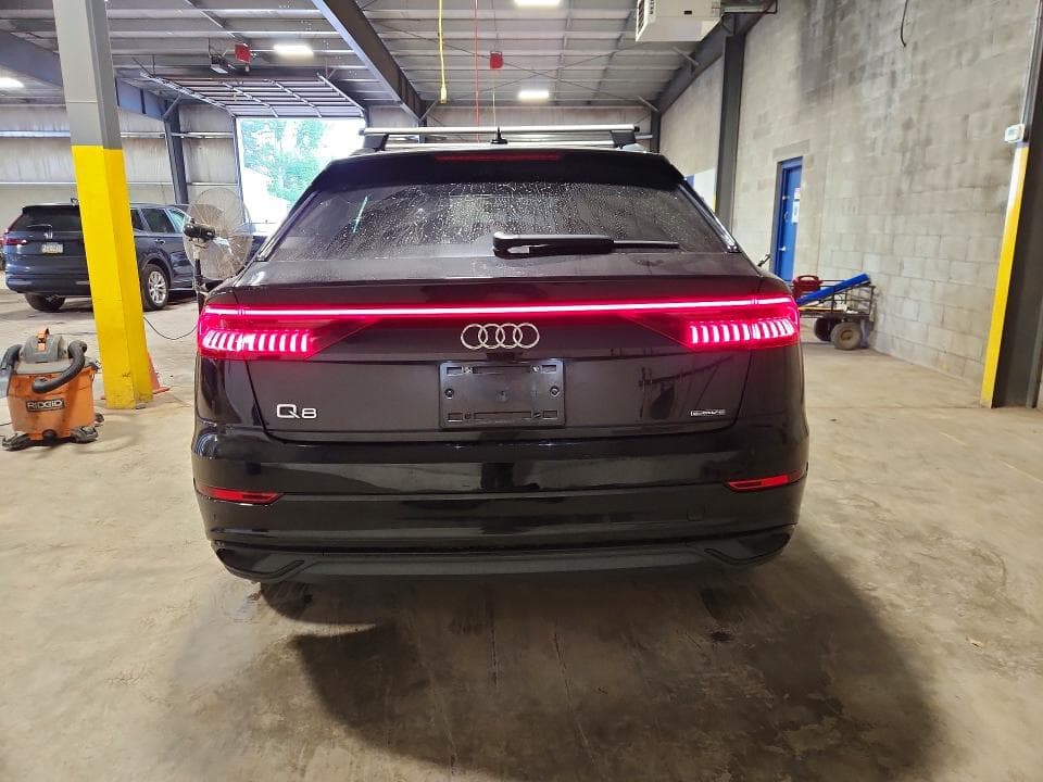 2021 AUDI Q8 PREMIUM 6