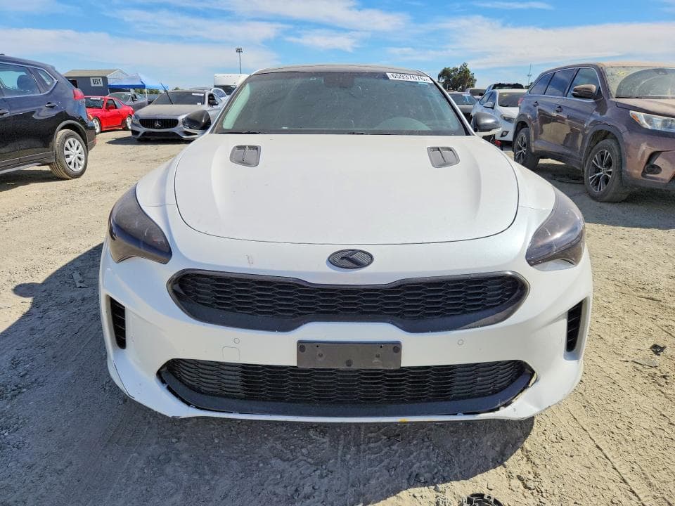 2019 KIA STINGER BASE 5