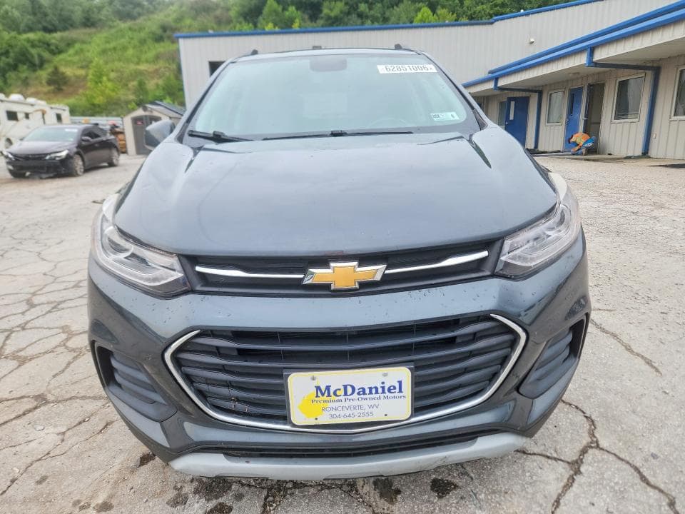 2017 CHEVROLET TRAX 1LT 5