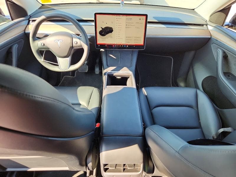 2023 TESLA MODEL Y 8