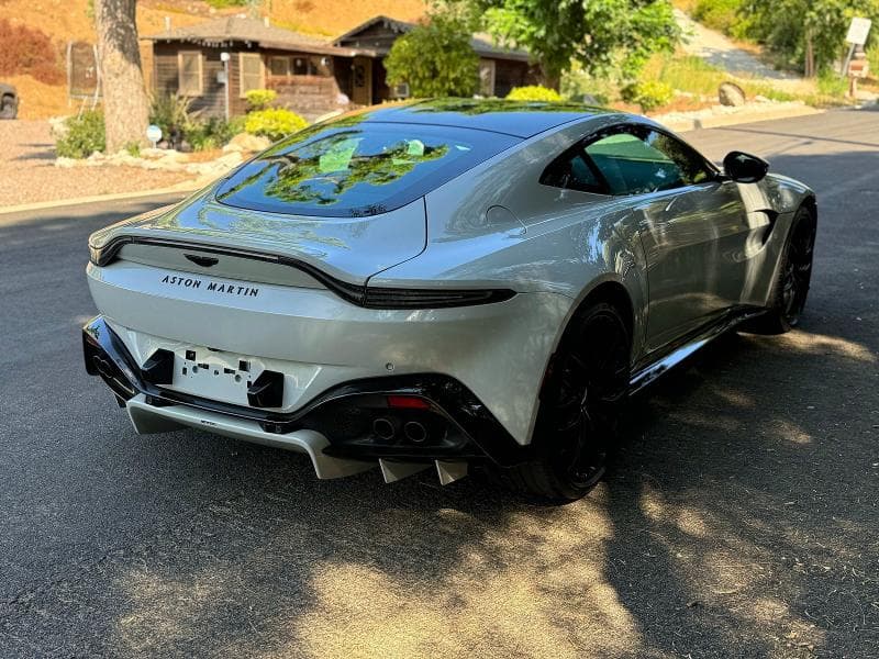 2023 ASTON MARTIN VANTAGE 3