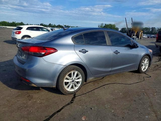 2017 KIA FORTE S 3