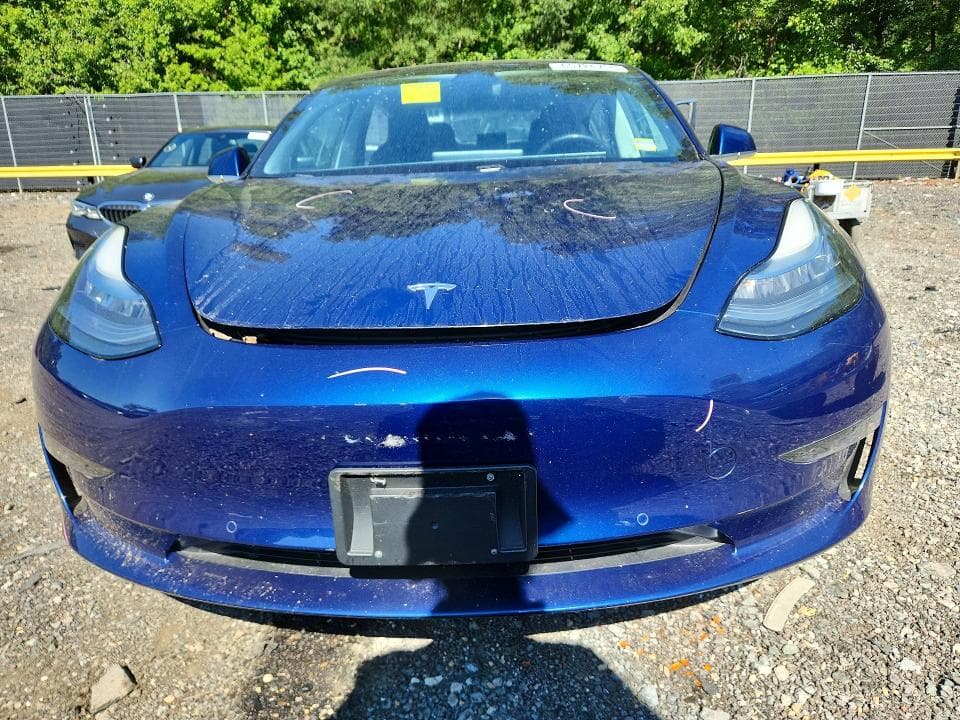 2018 TESLA MODEL 3 5