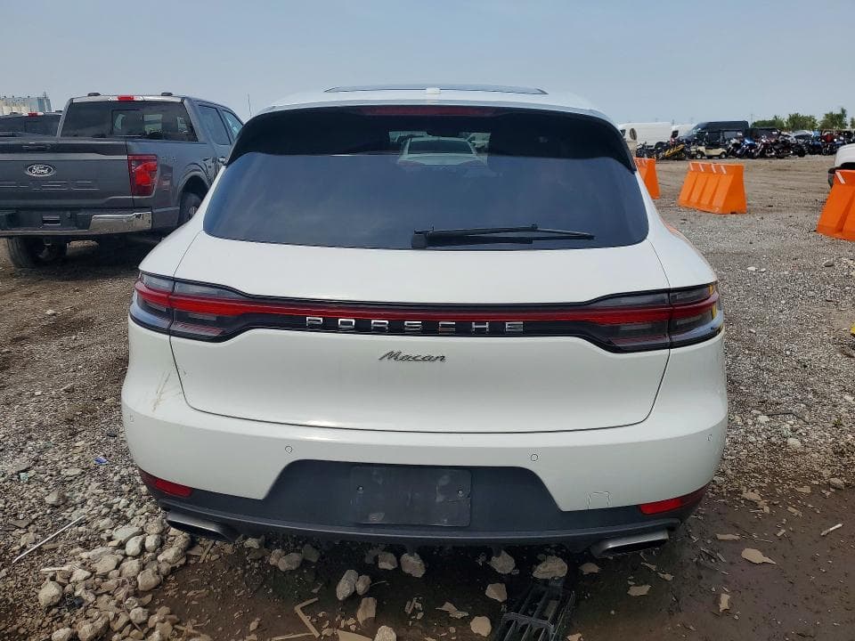 2021 PORSCHE MACAN 6