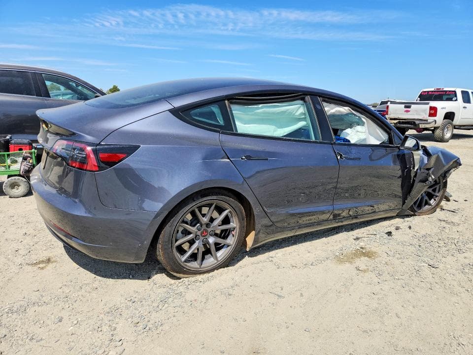 2023 TESLA MODEL 3 3