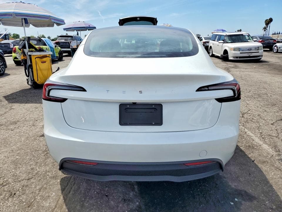 2025 TESLA MODEL 3 6