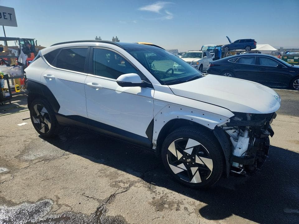 2024 HYUNDAI KONA LIMITED 4