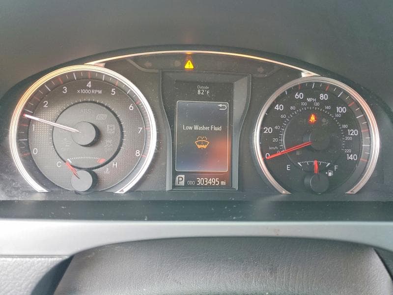 2017 TOYOTA CAMRY SE 9