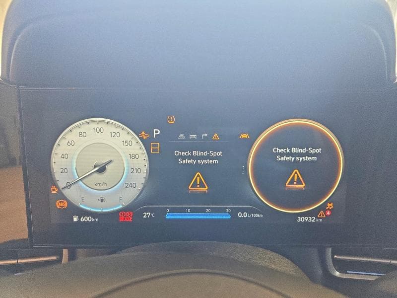 2025 HYUNDAI ELANTRA SEL SPORT 9