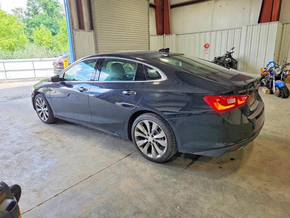 2017 CHEVROLET MALIBU PREMIER 2
