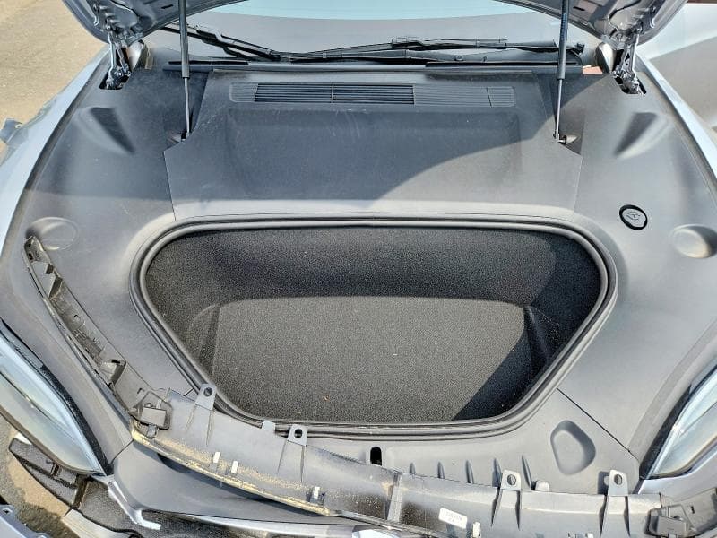 2025 TESLA MODEL S 11
