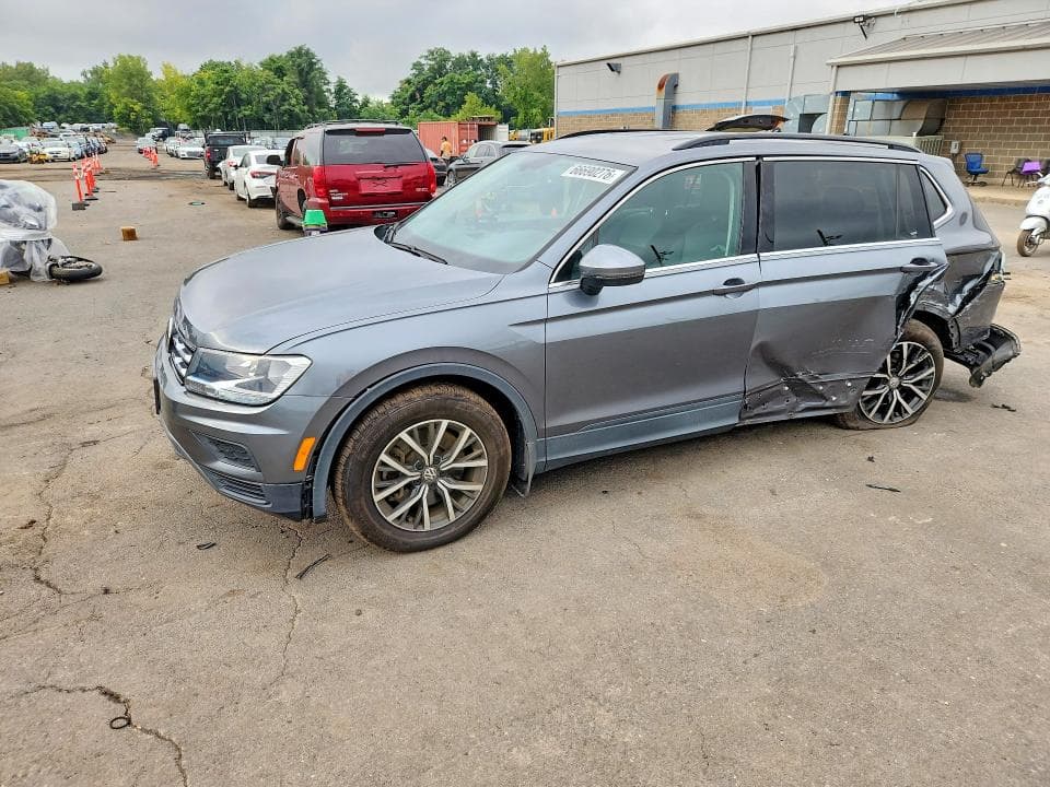 2019 VOLKSWAGEN TIGUAN SE - 1