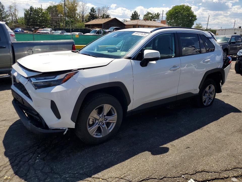 2022 TOYOTA RAV4 XLE - 1