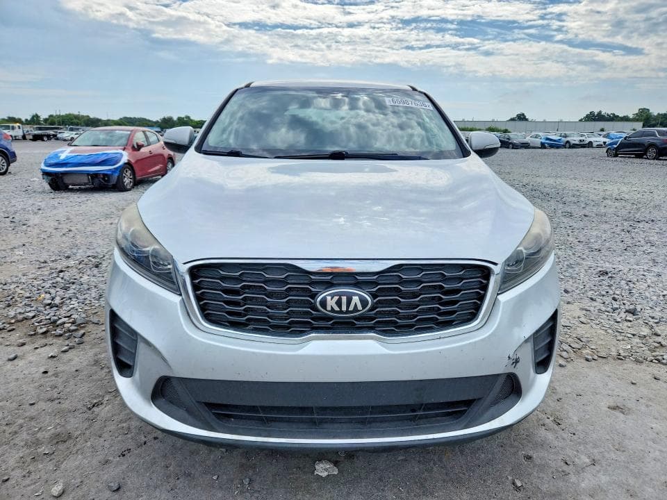 2019 KIA SORENTO LX V6 5