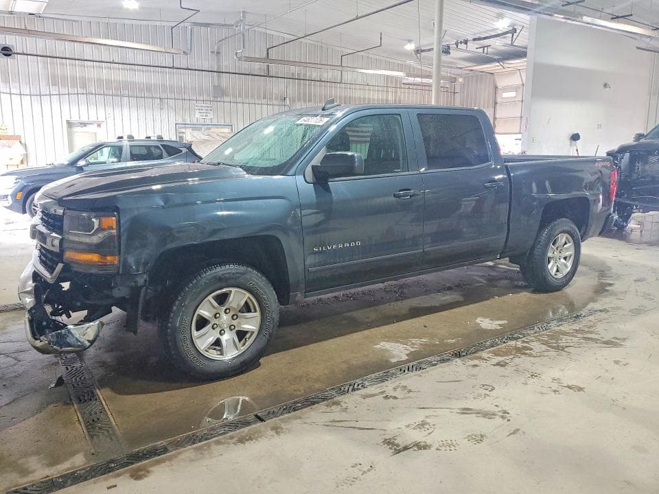 2017 CHEVROLET SILVERADO K1500 LT - 1