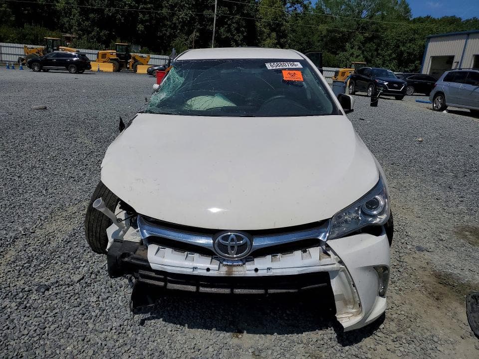 2017 TOYOTA CAMRY LE 5