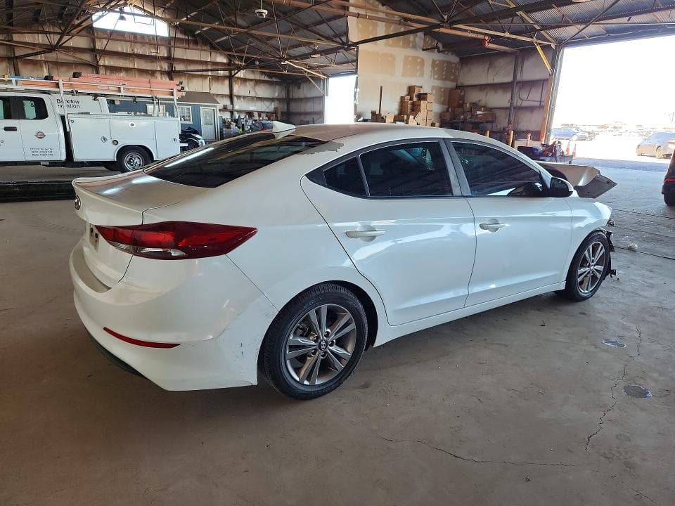 2018 HYUNDAI ELANTRA SEL 3
