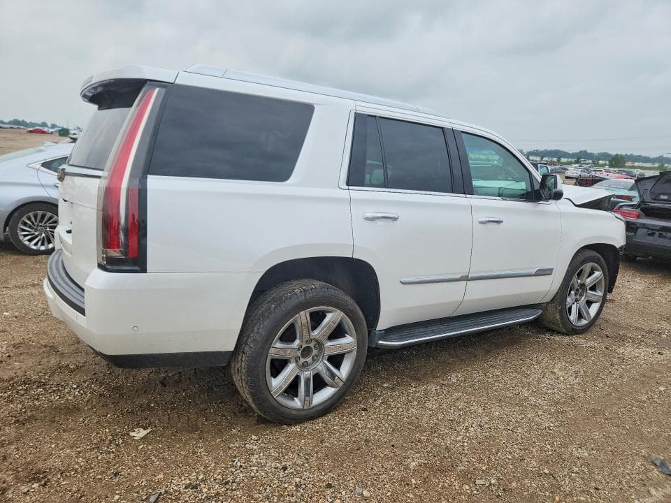 2018 CADILLAC ESCALADE LUXURY 3