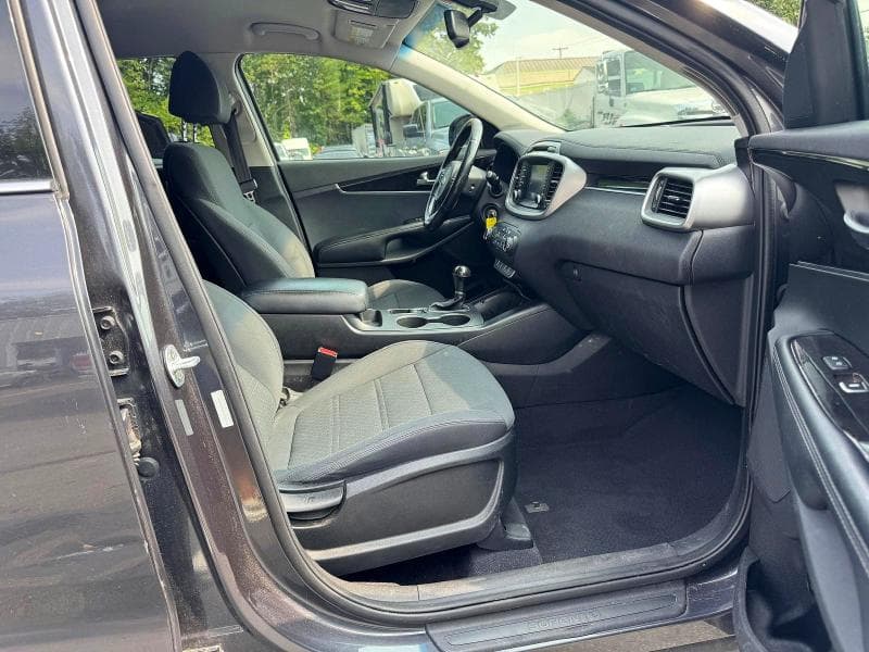 2018 KIA SORENTO LX 7