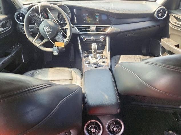 2020 ALFA ROMEO GIULIA 8
