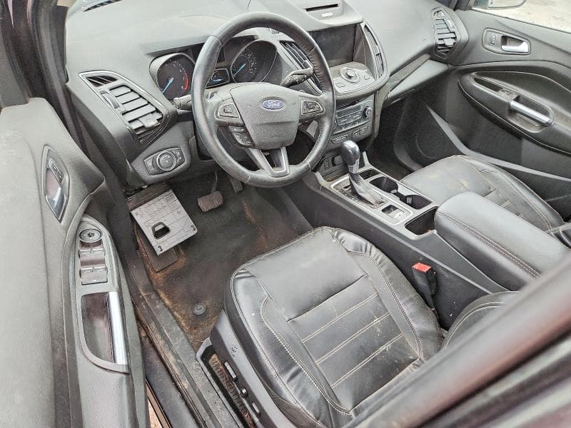 2017 FORD ESCAPE TITANIUM 8