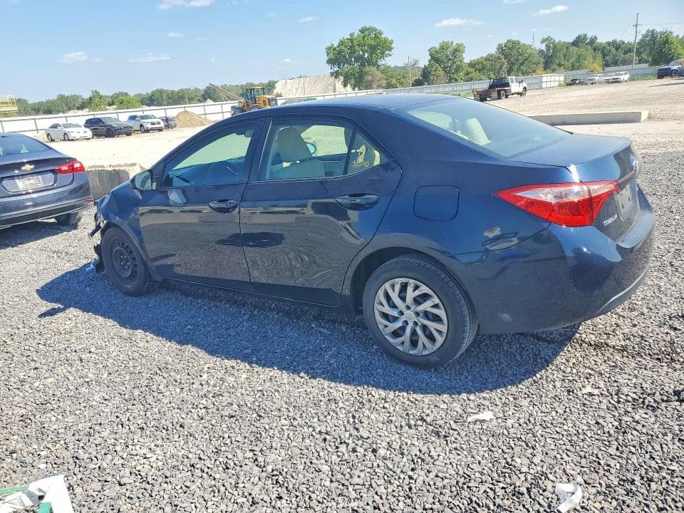 2018 TOYOTA COROLLA LE 2
