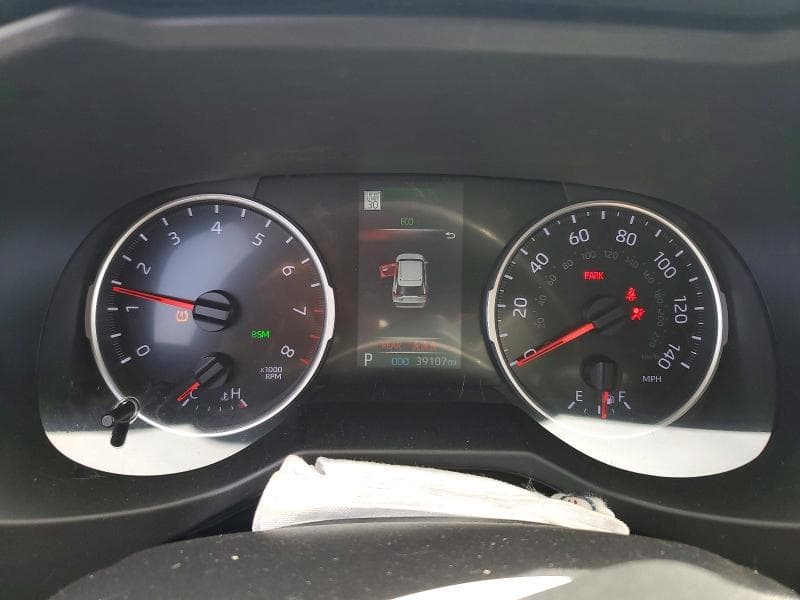2019 TOYOTA RAV4 LE 9